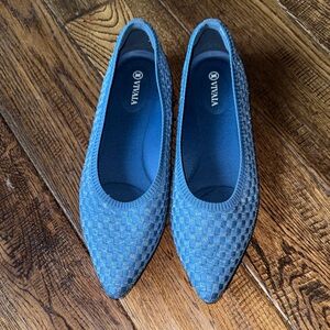 VIVAIA Women's Elegant Blue Loafers Size 43
